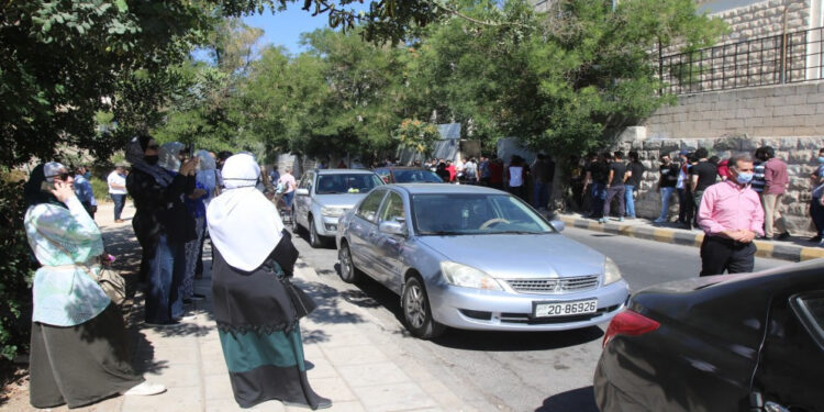 نقابة الصحفيين: نرصد حسابات تنتحل الصفة الإعلامية وتستغل طلبة التوجيهي