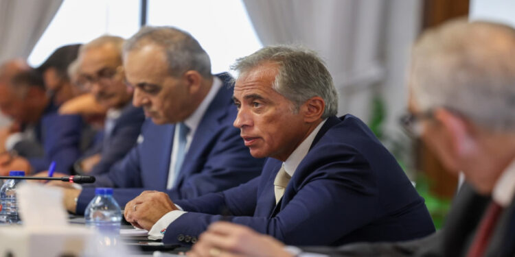 308 إجراءات حكومية ثمرة جولات رئيس الوزراء الميدانية منذ تشكيل الحكومة