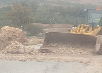 بلدية الكرك: إغلاق عدد من الطرق بسبب الهطول المطري الكثيف
