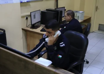 بخطوة واحدة.. اعرف إذا كان عليك منع سفر بكل سهولة