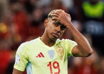 سر عن حياته كشفه لامين يامال.. لماذا يستيقظ ليلاً؟