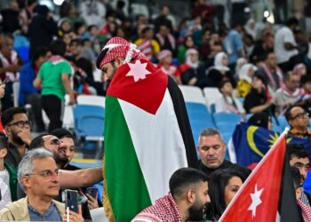 وزير الشباب: المنتخب الوطني يمتلك قاعدة جماهيرية مؤثرة إقليمياً