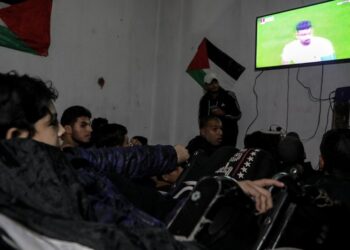 رغم المآسي .. الفدائي يزرع الفرحة في قلوب أبناء فلسطين