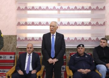 مندوبا عن الملك وولي العهد. العيسوي يعزي العضايلة والعجارمة والخياط