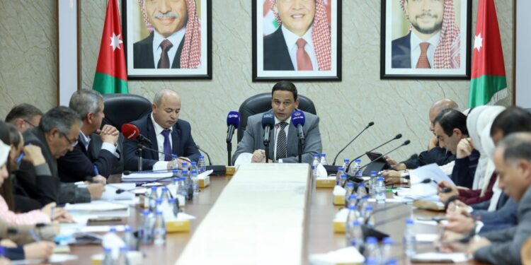 وزير الطاقة: اتفاقية أبو خشيبة تلزم المطوّر بمعالجة المعادن المصاحبة للنحاس