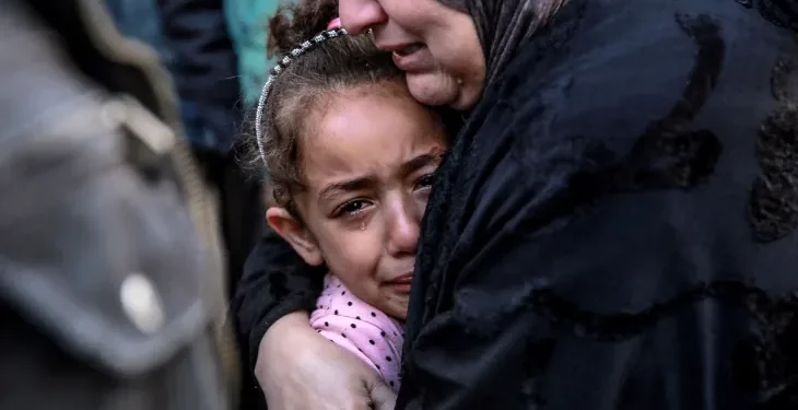 تكية أم علي تُجهّز 110 آلاف معطف وبطانية لدعم الأشقاء في غزة