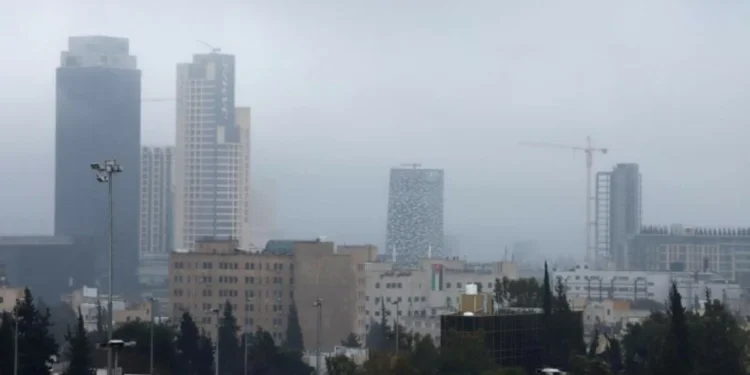 الأمن يحذر من الأحوال الجوية السائدة ويقدم إرشادات للسلامة العامة