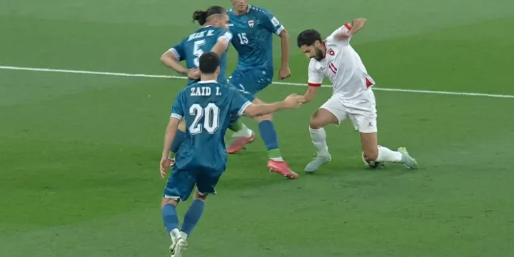 رسالة وفاء من المدرجات الأردنية لـ يزن النعيمات في الدقيقة 11