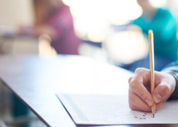 منع التصوير الإعلامي أثناء امتحانات التوجيهي دون تصريح