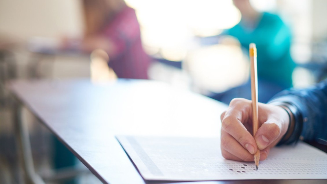 منع التصوير الإعلامي أثناء امتحانات التوجيهي دون تصريح