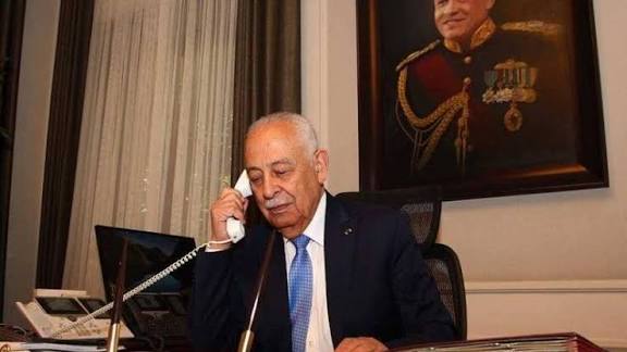 مندوبا عن الملك وولي العهد… العيسوي يعزي آل شكوكاني