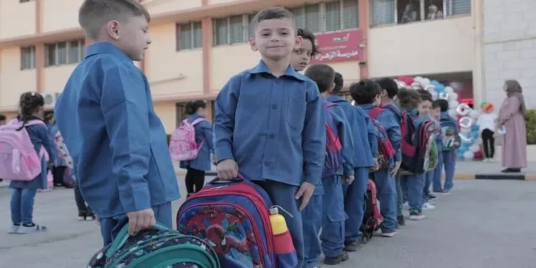 بدء الامتحانات النهائية للفصل الأول لطلبة المدارس الحكومية اليوم