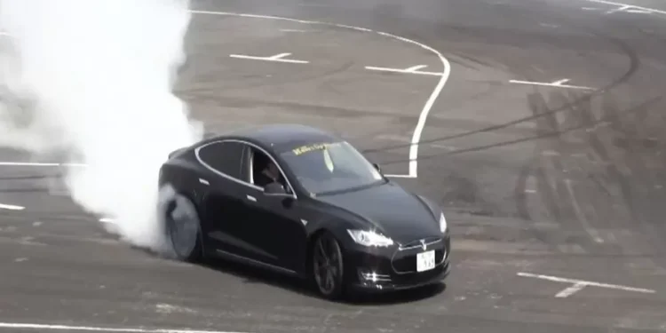 ضبط 7 مخالفات تشحيط وقيادة متهورة واستعراضية خلال 24 ساعة