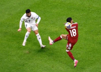 منتخب فلسطين يخطف فوزا ثمينا على قطر في افتتاح كأس العرب