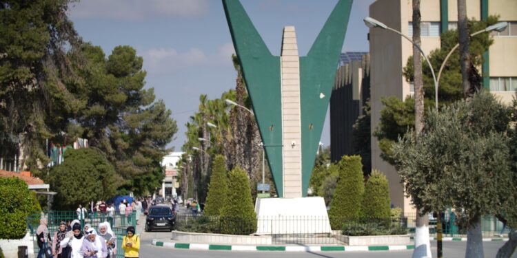 فصل نهائي ومؤقت بحق 26 طالبا تسببوا بمشاجرات داخل جامعة اليرموك