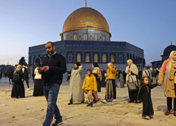 الاحتلال الإسرائيلي يقيد وصول المصلين للأقصى في شهر رمضان المقبل