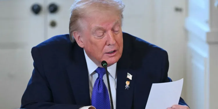 خيارات عسكرية جديدة لضرب إيران على طاولة ترامب