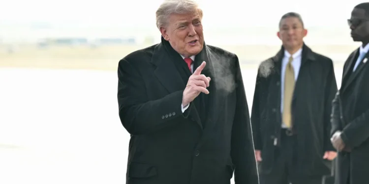 هاجم الناتو .. ترامب : أوروبا تدمّر نفسها ونريد غرينلاند