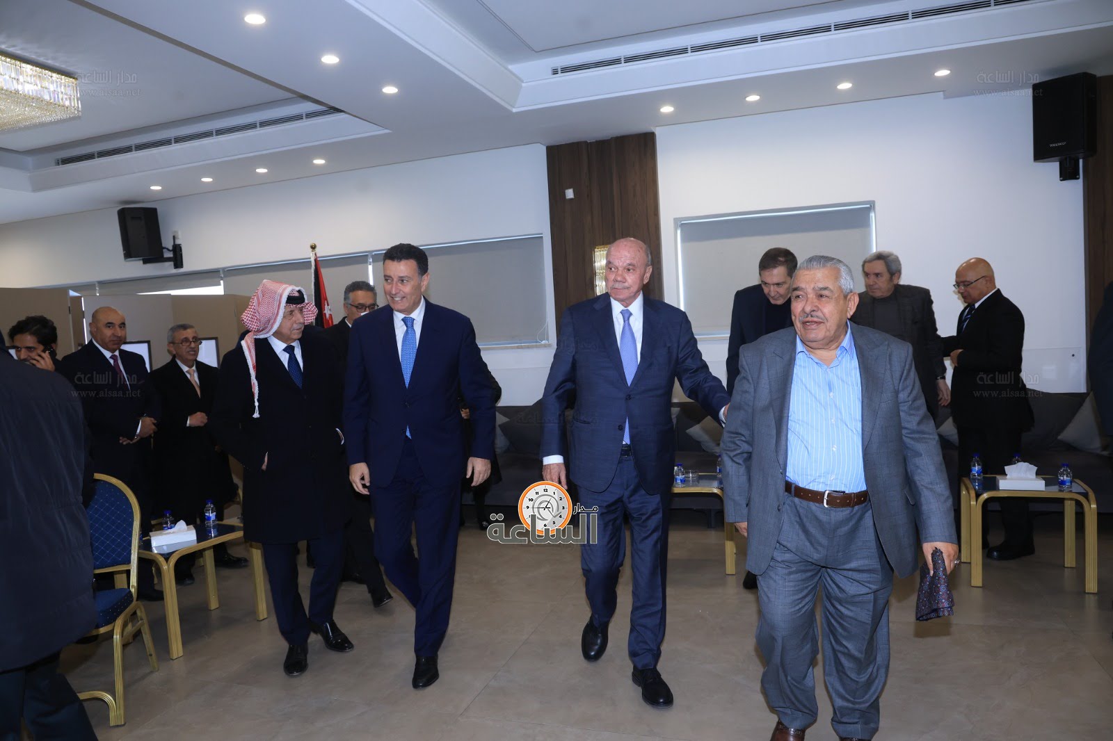 بحضور الروابدة والفايز والرفاعي وشخصيات.. أبو رمان يكرم ‘الإنسان’ أحمد الصفدي (صور)