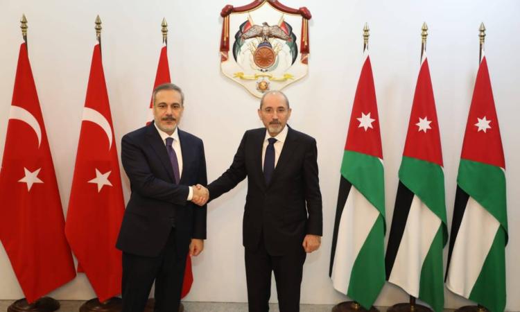 الأردن وتركيا يبحثان المستجدات الإقليمية والتطورات في غزة