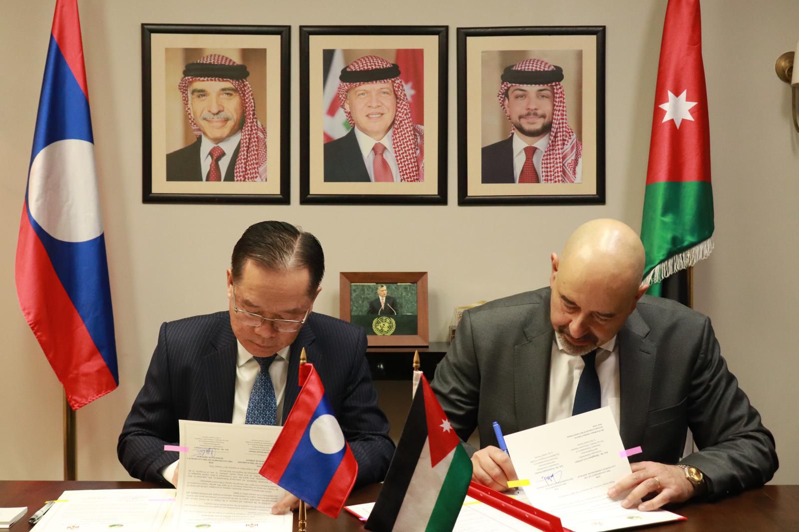 توقيع بيان لإقامة علاقات بين الأردن وجمهورية لاو الديمقراطية الشعبية