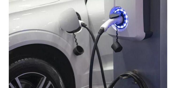 هيئة الطاقة: محطات شحن كهربائية تخالف التسعيرة المقررة