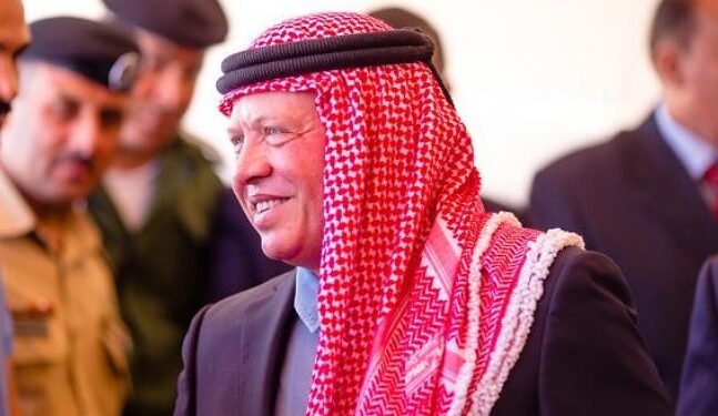 الملك يفتتح مستشفى الأميرة بسمة ويوعز بفتح مركز لعلاج السرطان