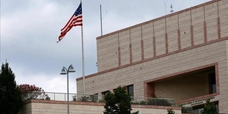 السفارات الأمريكية تحذر رعاياها في دول من بينها الأردن