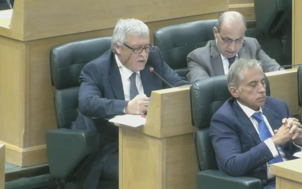 قطامين: تجاوزات وثغرات في دعم النقل لطلبة الجامعات الحكومية