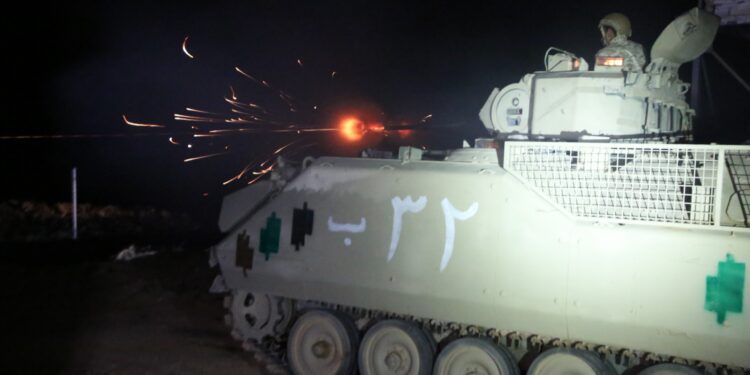 الجيش يحبط خمس محاولات تهريب مخدرات أطلقت بشكل متزامن