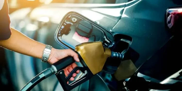 الطاقة: انخفاض أسعار البنزين بنوعيه وارتفاع الديزل والكاز عالميا