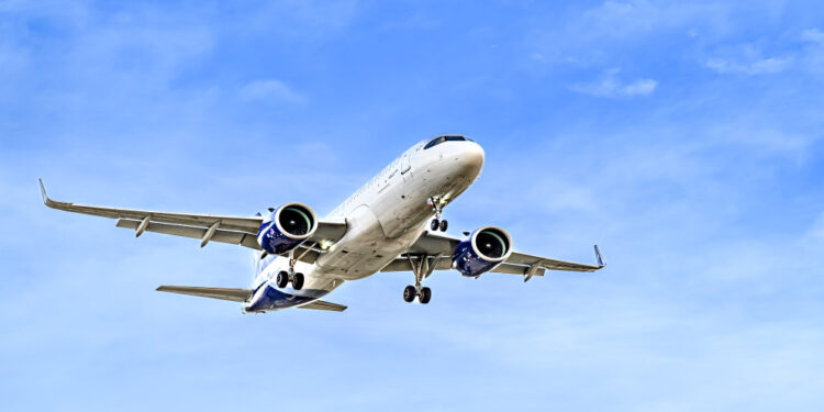 السفير السعودي باليمن: الزبيدي رفض إنهاء التصعيد