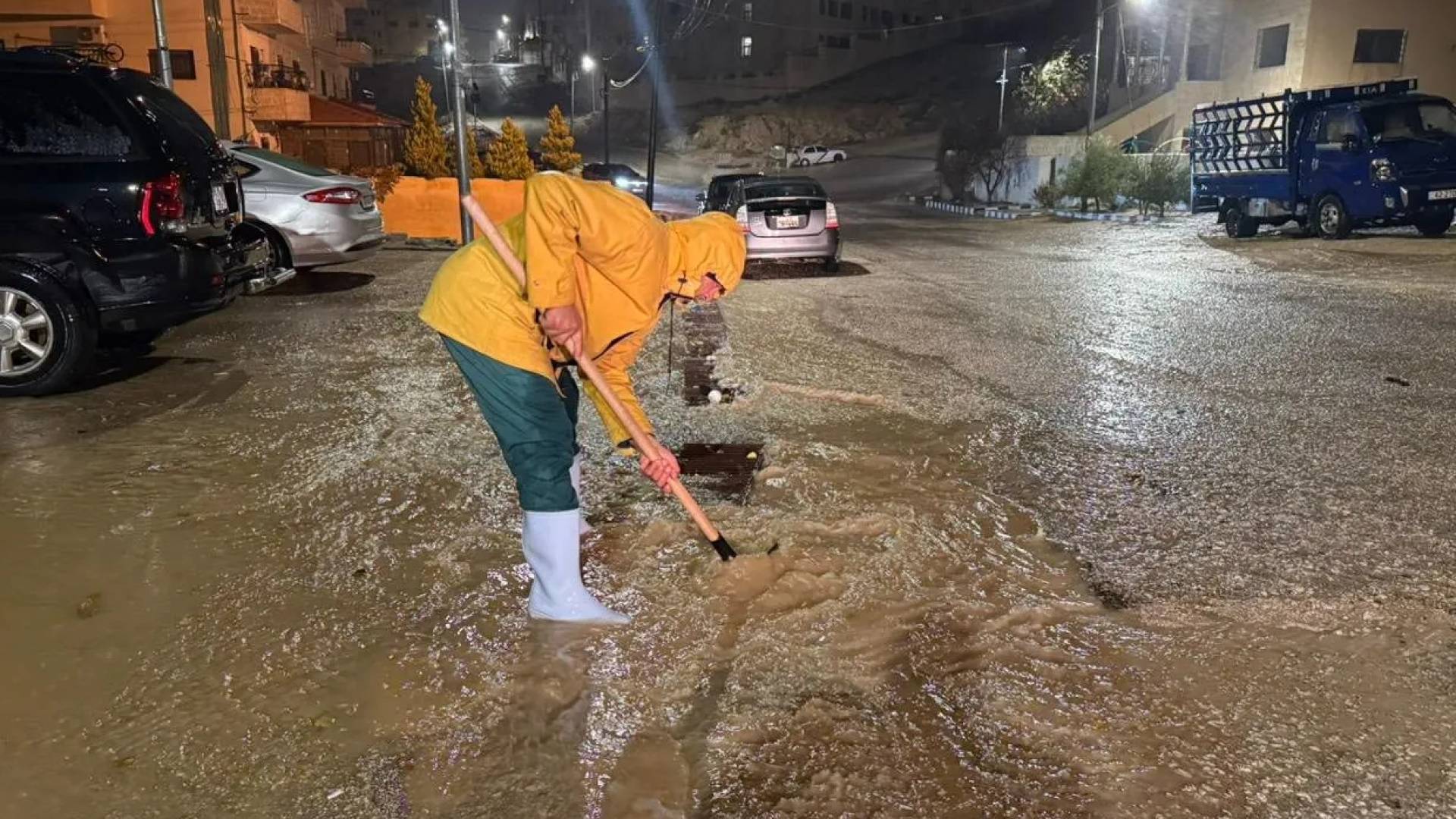 الإدارة المحلية ترفع الجاهزية القصوى تحسباً لمنخفض جوي