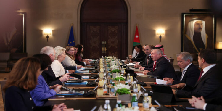 الملك يعقد قمة مع قادة الاتحاد الأوروبي في عمّان