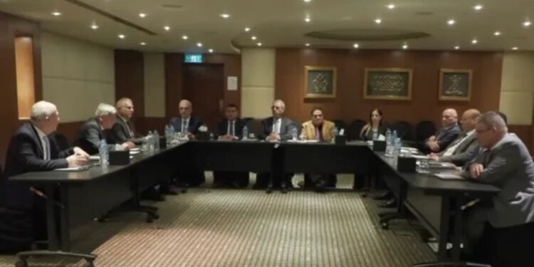 لجنة التكنوقراط لإدارة غزة تعقد أول اجتماع لها في مصر