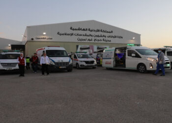 الأردن يُجلي دفعة جديدة من أطفال غزة المرضى للعلاج