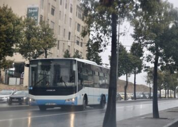 النقل البري: 1134 مركبة كهربائية تعمل في خدمات النقل العام