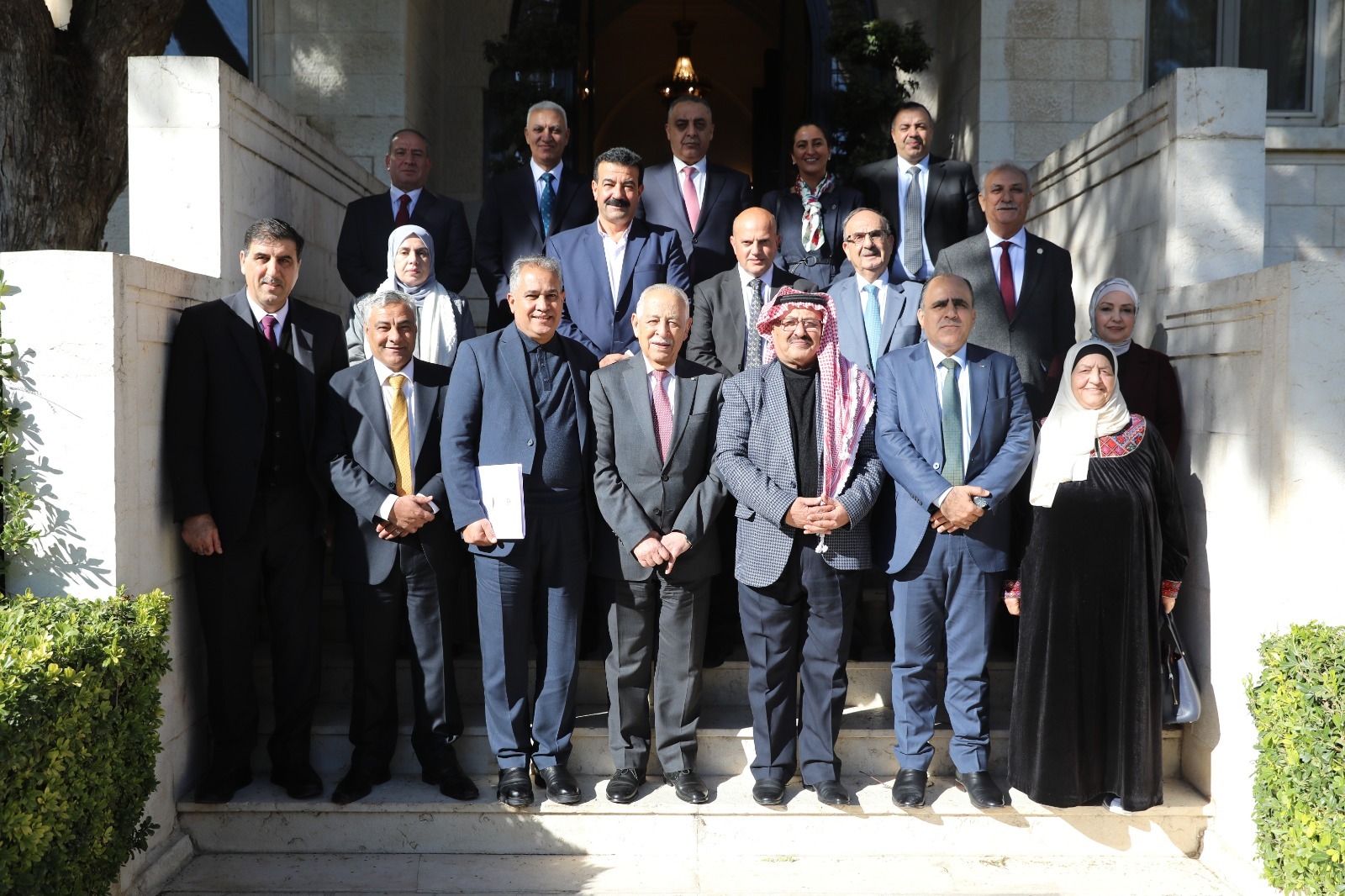 العيسوي يلتقي وفدا من كتلة حزب مبادرة النيابية