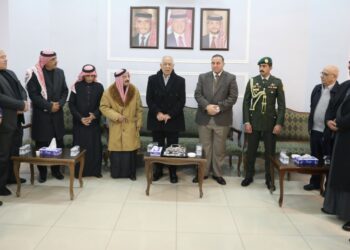 مندوبا عن الملك وولي العهد.. العيسوي يعزي بوفاة زوجة الوزير والعين السابق النجادات