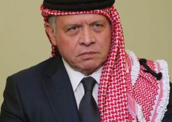 جلالة الملك يعزي رئيس الديوان الملكي الهاشمي بوفاة شقيقته