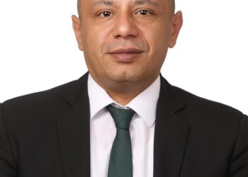المسؤول الذي يشبهنا… حين تكون الرؤية الملكية بوصلته