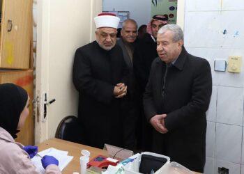 مستشفى المقاصد يعالج 453 مريضاً في يوم طبي مجاني بلواء ذيبان