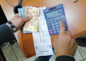 الطاقة النيابية: تشكيل لجنة للنظر بشكاوى متعلقة بقيمة فواتير الكهرباء