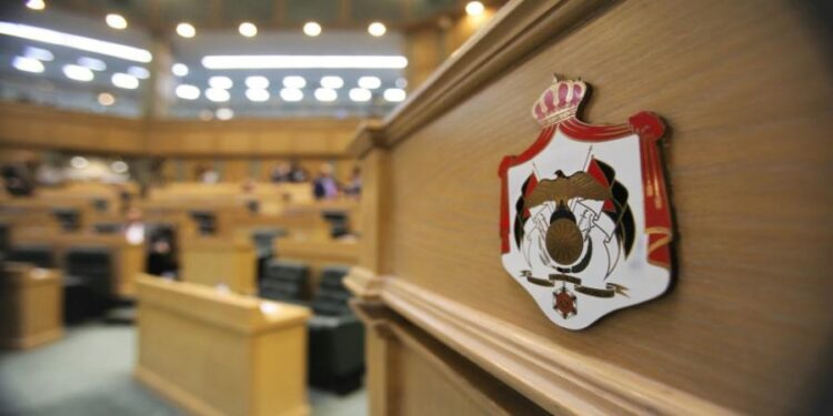 طلب رفع الحصانة النيابية عن النائب قاسم القباعي