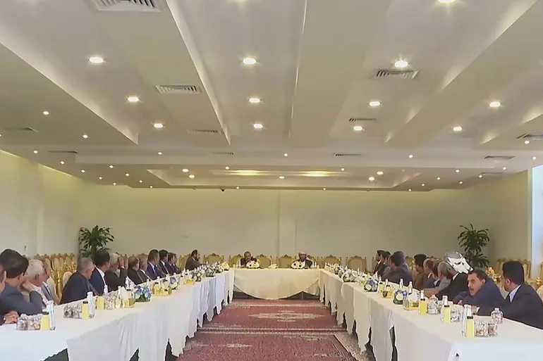 الانتقالي يطوي صفحته .. حلّ الهيئات والأجهزة والمكاتب في الداخل والخارج