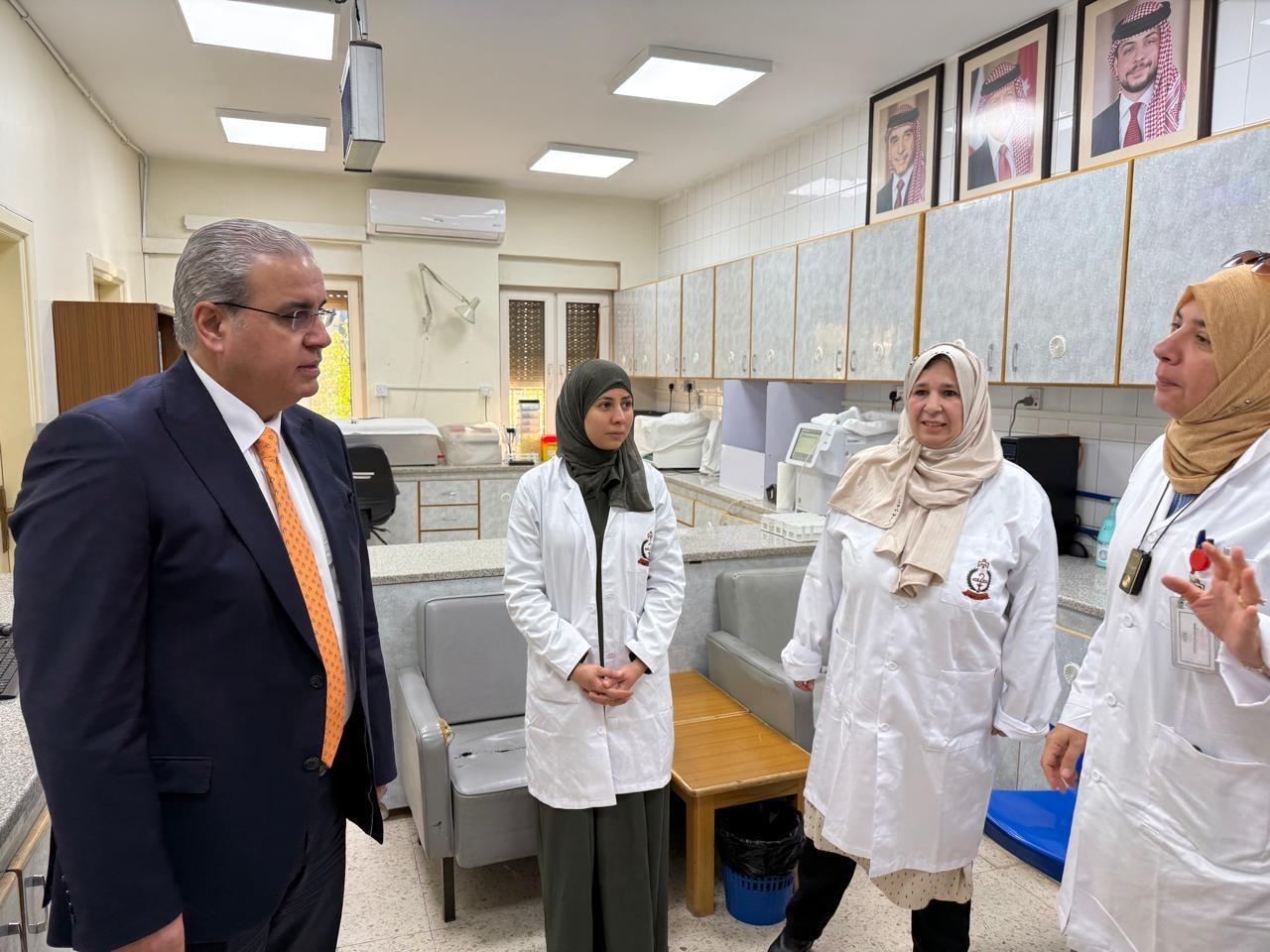 البدور في زيارة مفاجئة لمركز الادمان: العلاج خطوة أساسية لإعادة دمج المرضى في المجتمع