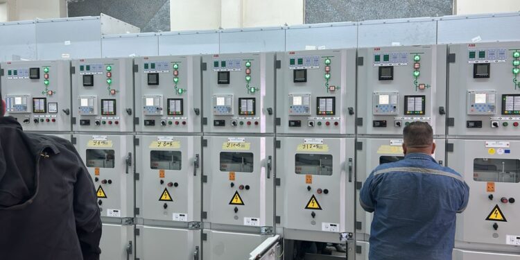 شركة توزيع الكهرباء تدعو إلى عدم الانسياق وراء الشائعات