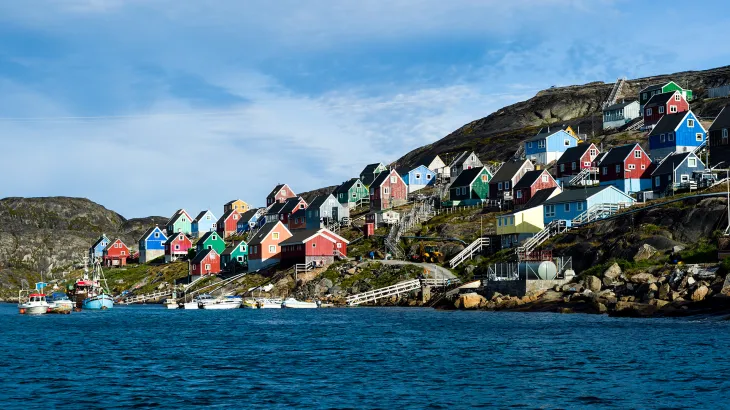 الدانمارك تؤكد رغبة ترامب بغزو غرينلاند وفرنسا ترسل قوات إلى الجزيرة