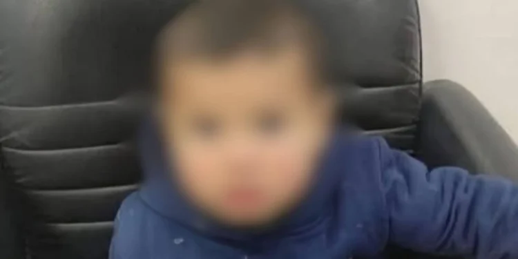 تفاصيل العثور على طفل بمحيط مستشفى التوتنجي