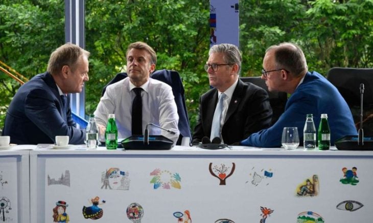 الغارديان: قادة أوروبا حائرون أمام نظام عالمي جديد بعد الهجوم على فنزويلا